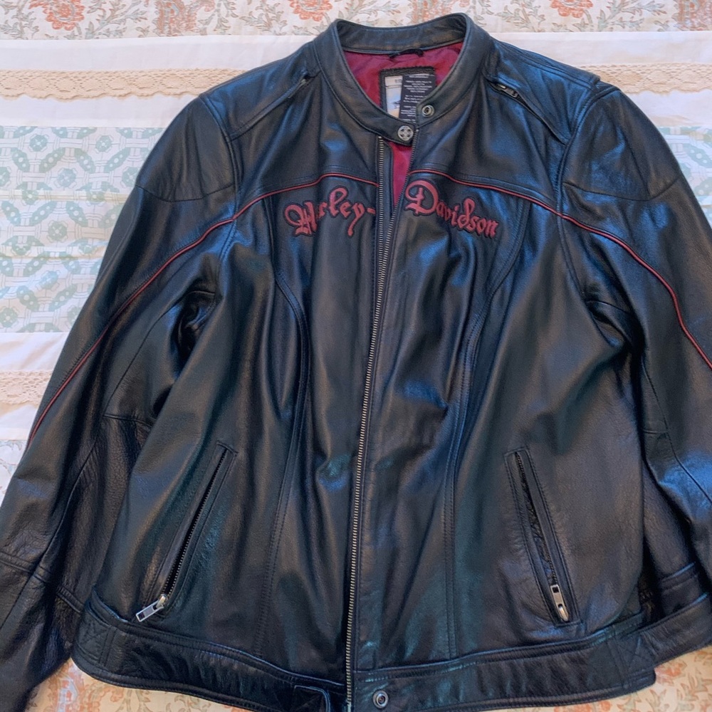 Harley Davidson Leather Riding Jacket - Picture 2 of 4